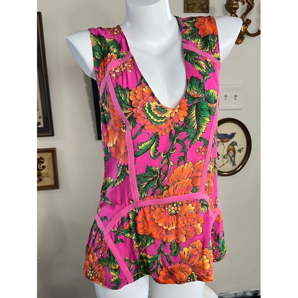 Marni Pink Floral Silk Blend V-Neck Sleeveless Top Size 40